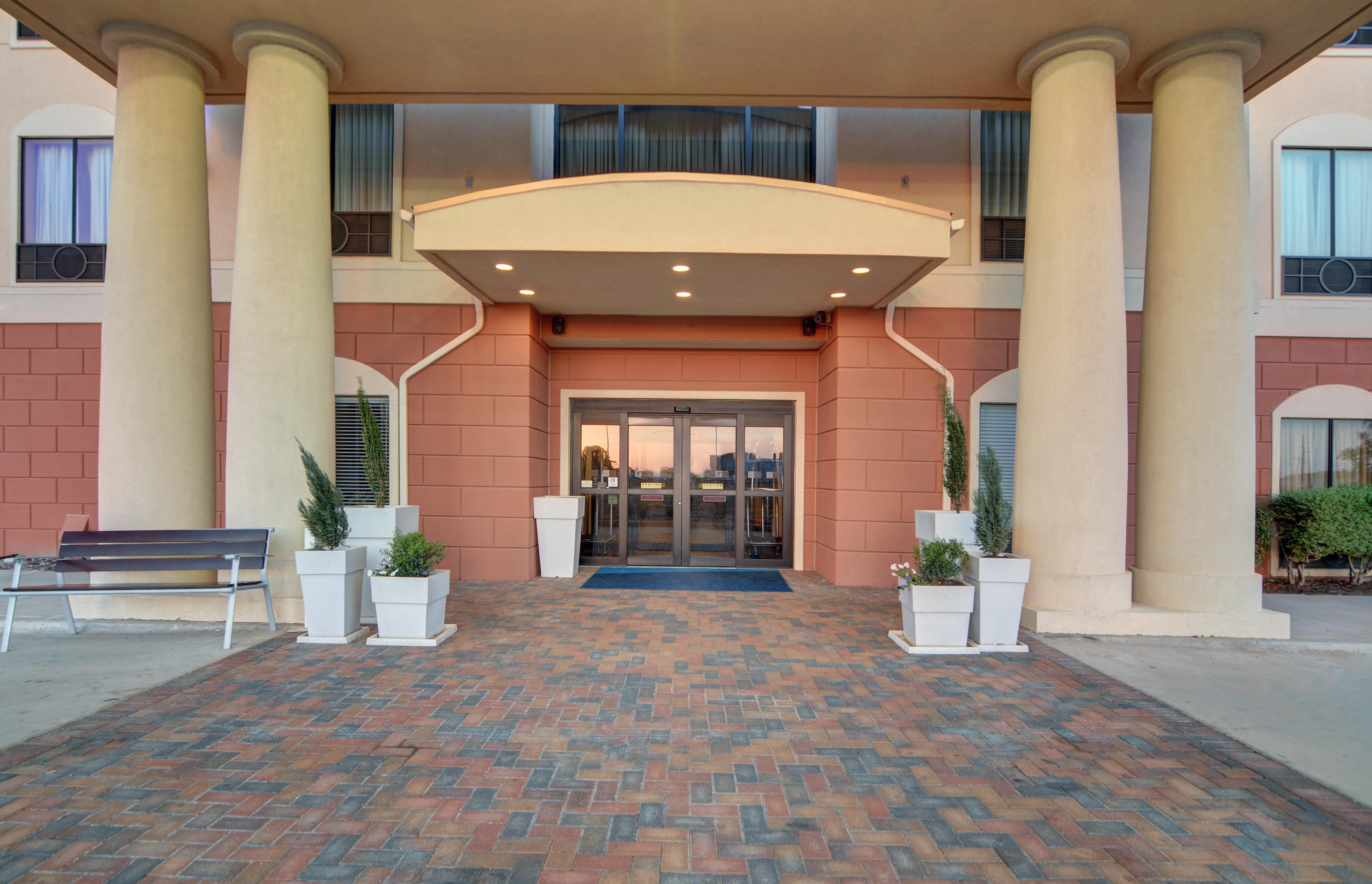 Holiday Inn Express Hotel And Suites Altus By Ihg Exterior photo