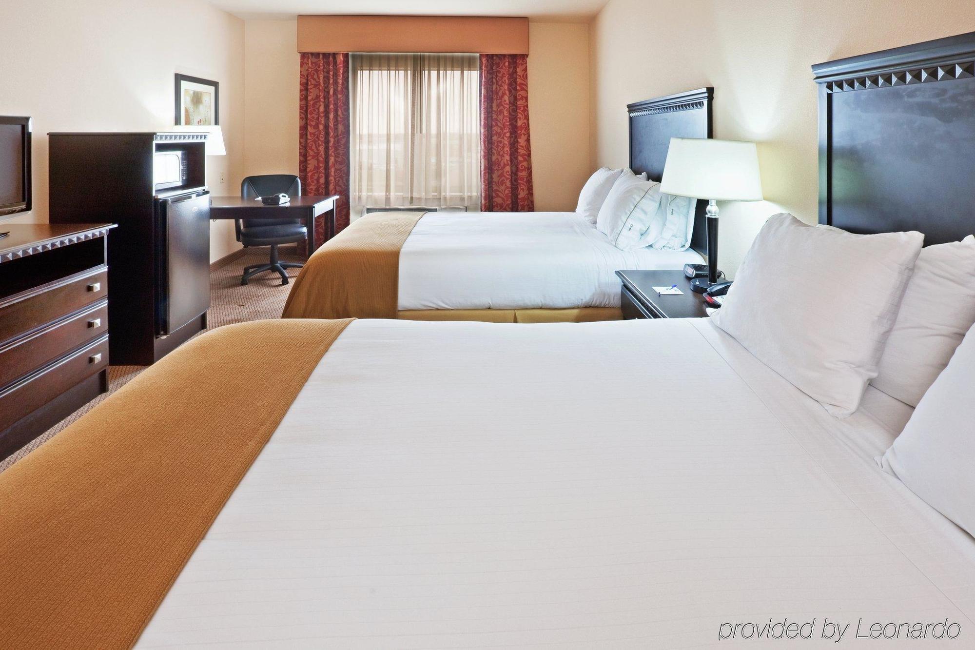 Holiday Inn Express Hotel And Suites Altus By Ihg Exterior photo