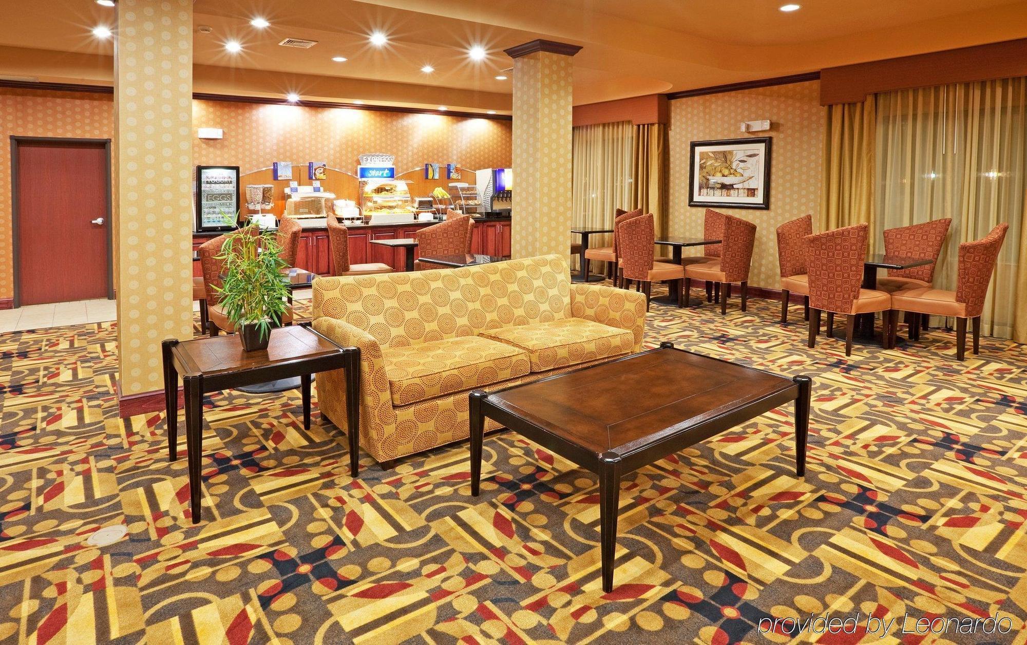 Holiday Inn Express Hotel And Suites Altus By Ihg Interior photo
