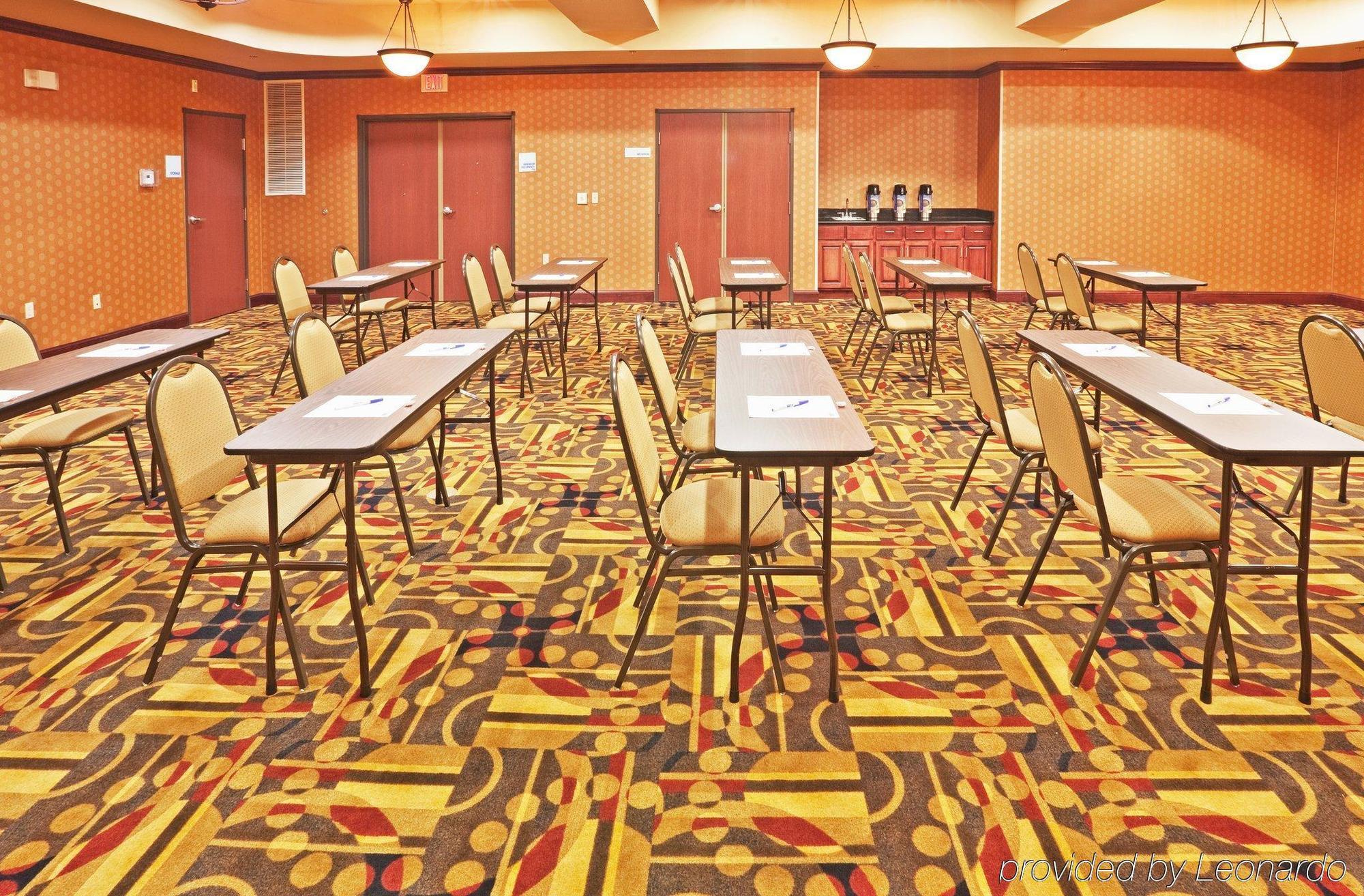 Holiday Inn Express Hotel And Suites Altus By Ihg Exterior photo