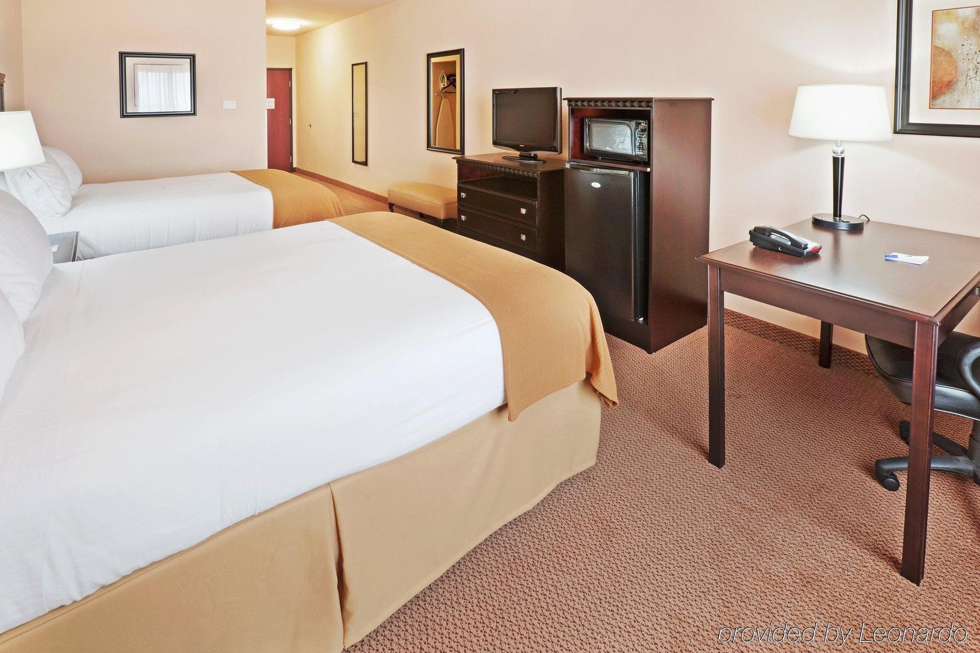 Holiday Inn Express Hotel And Suites Altus By Ihg Exterior photo