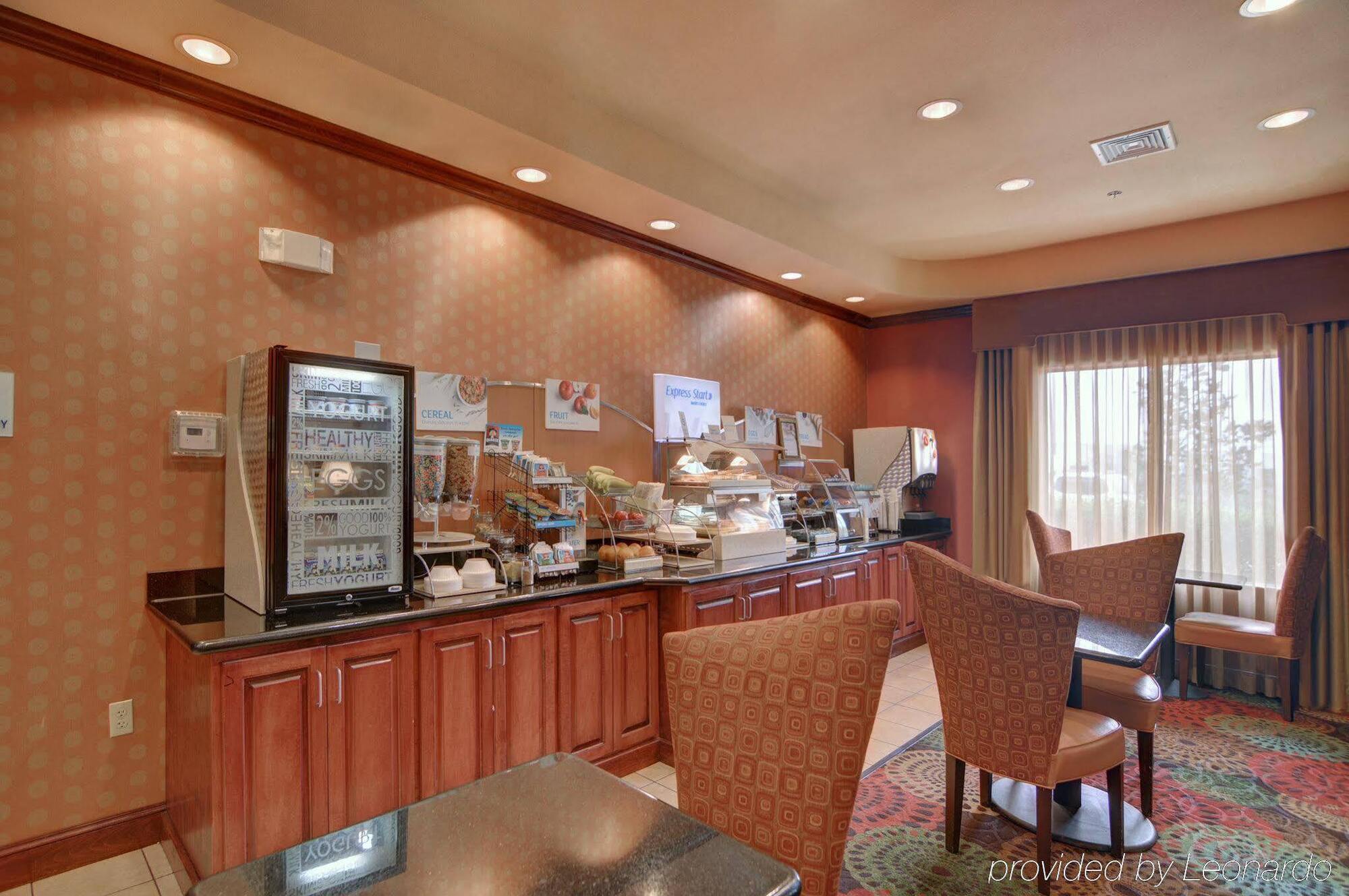 Holiday Inn Express Hotel And Suites Altus By Ihg Exterior photo